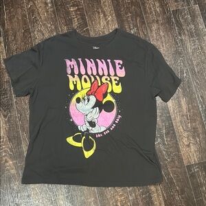 Disney Gray and Red Minnie Mouse Short Sleeve Tee - XL